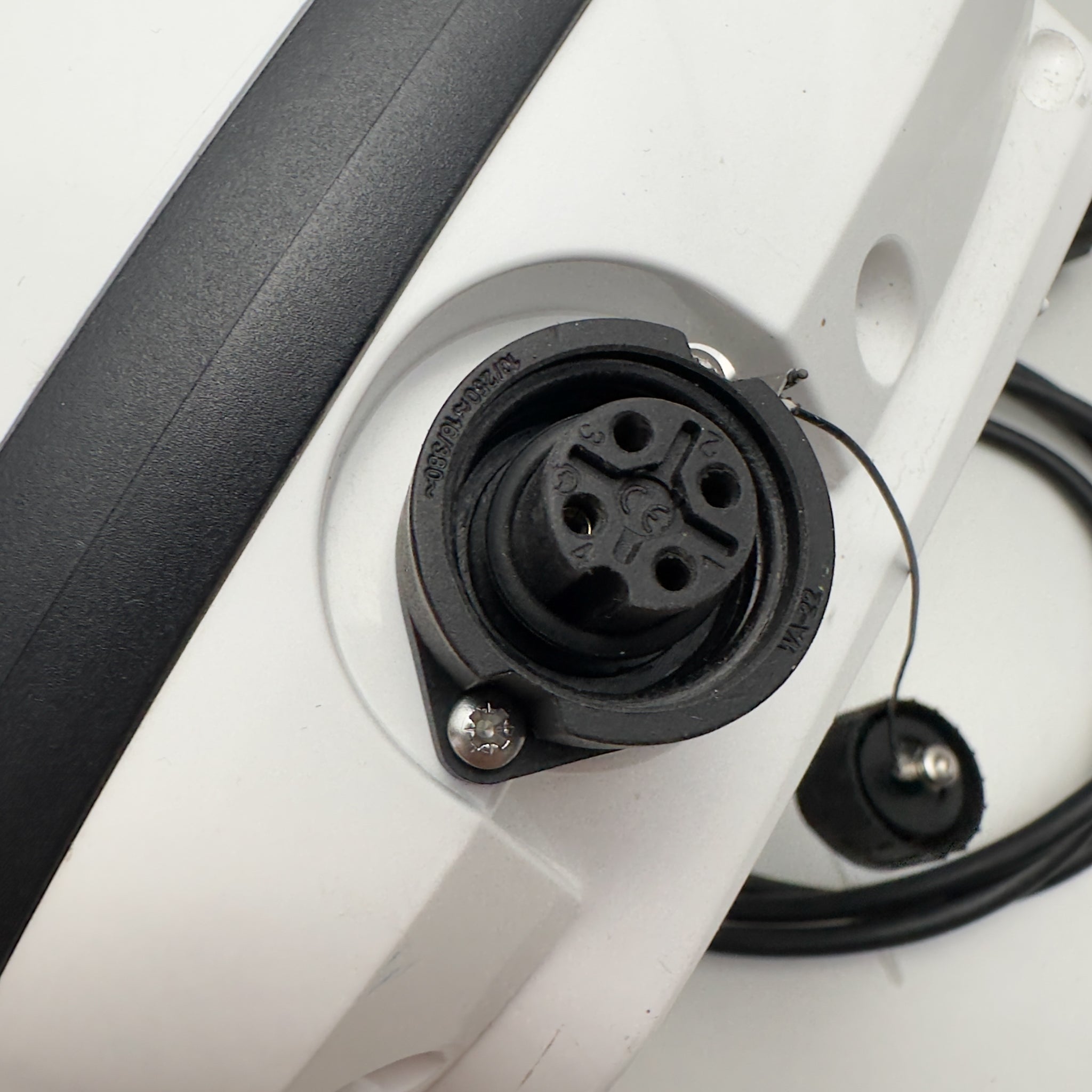 Alimentator Robot Curățare Piscină Zodiac Vortex 3.2 - R0587800 - Recondiționat (Garanție 12 luni)