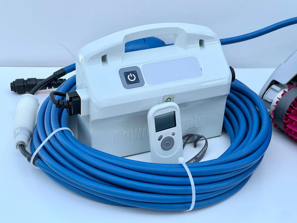 Robot de curățare pentru piscină Dolphin D210 PLUS