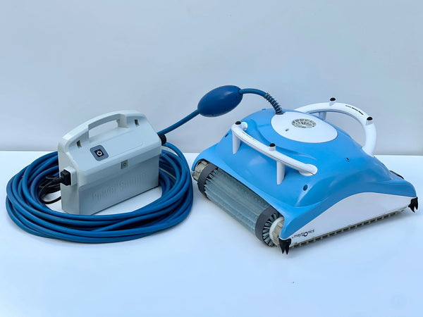Robot de curățare pentru piscină Dolphin Revolution V1