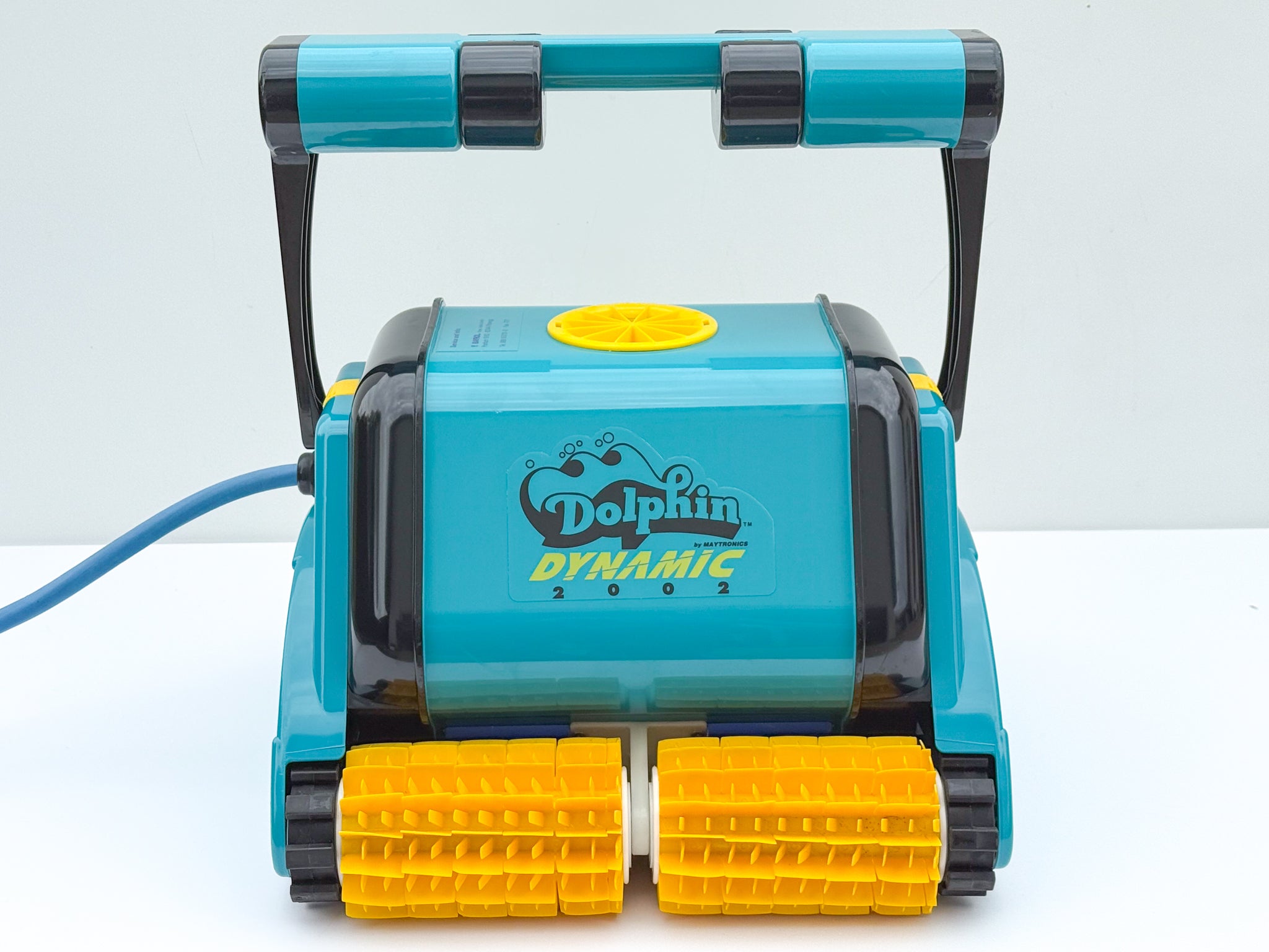 Robot curățare piscină Dolphin Dynamic 2002