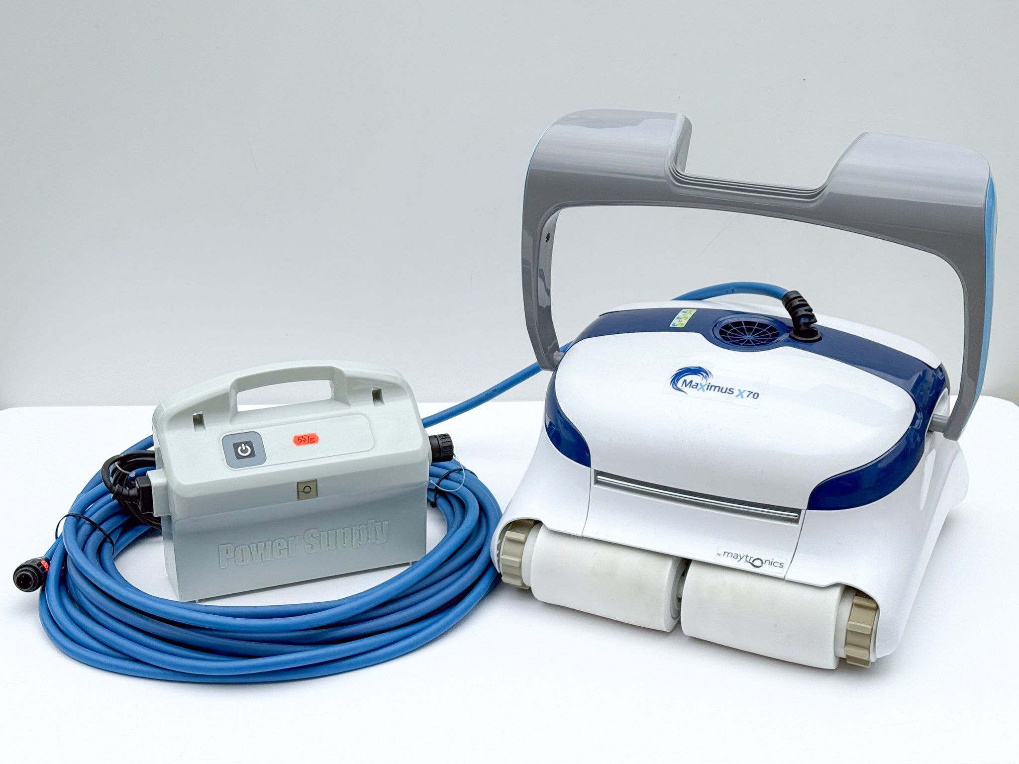 Robot curățare piscină Dolphin Maximus X70