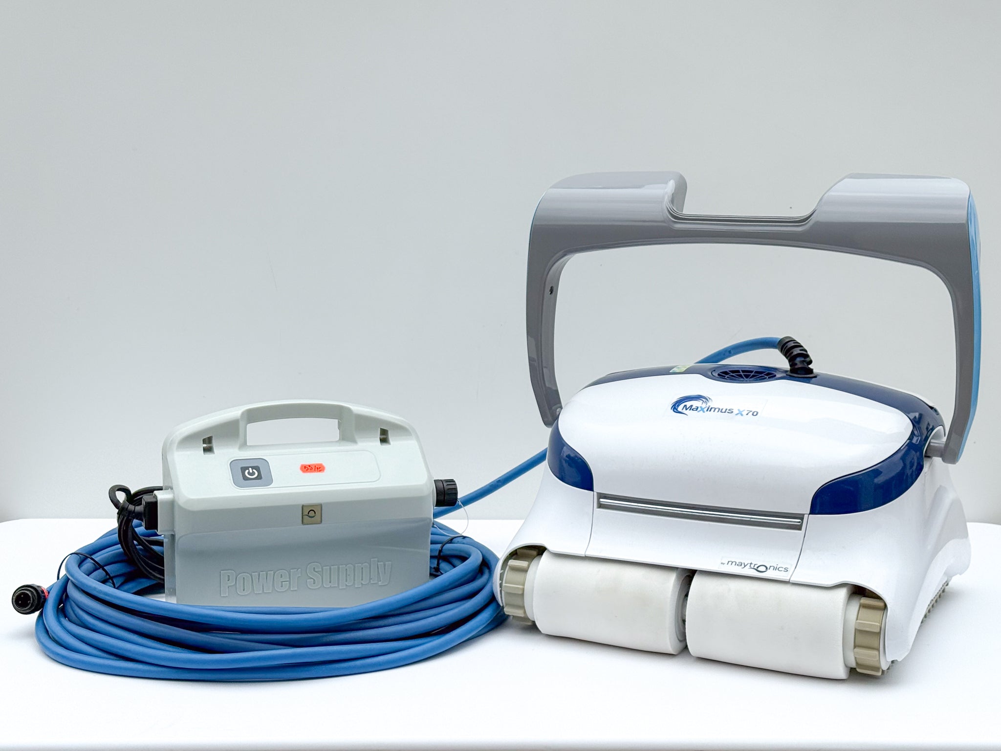 Robot curățare piscină Dolphin Maximus X70