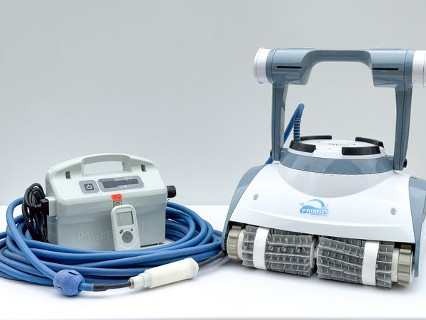 Robot curățare piscină Dolphin Master M5