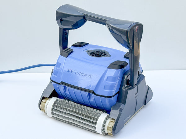 Robot curățare piscină Dolphin Revolution V3