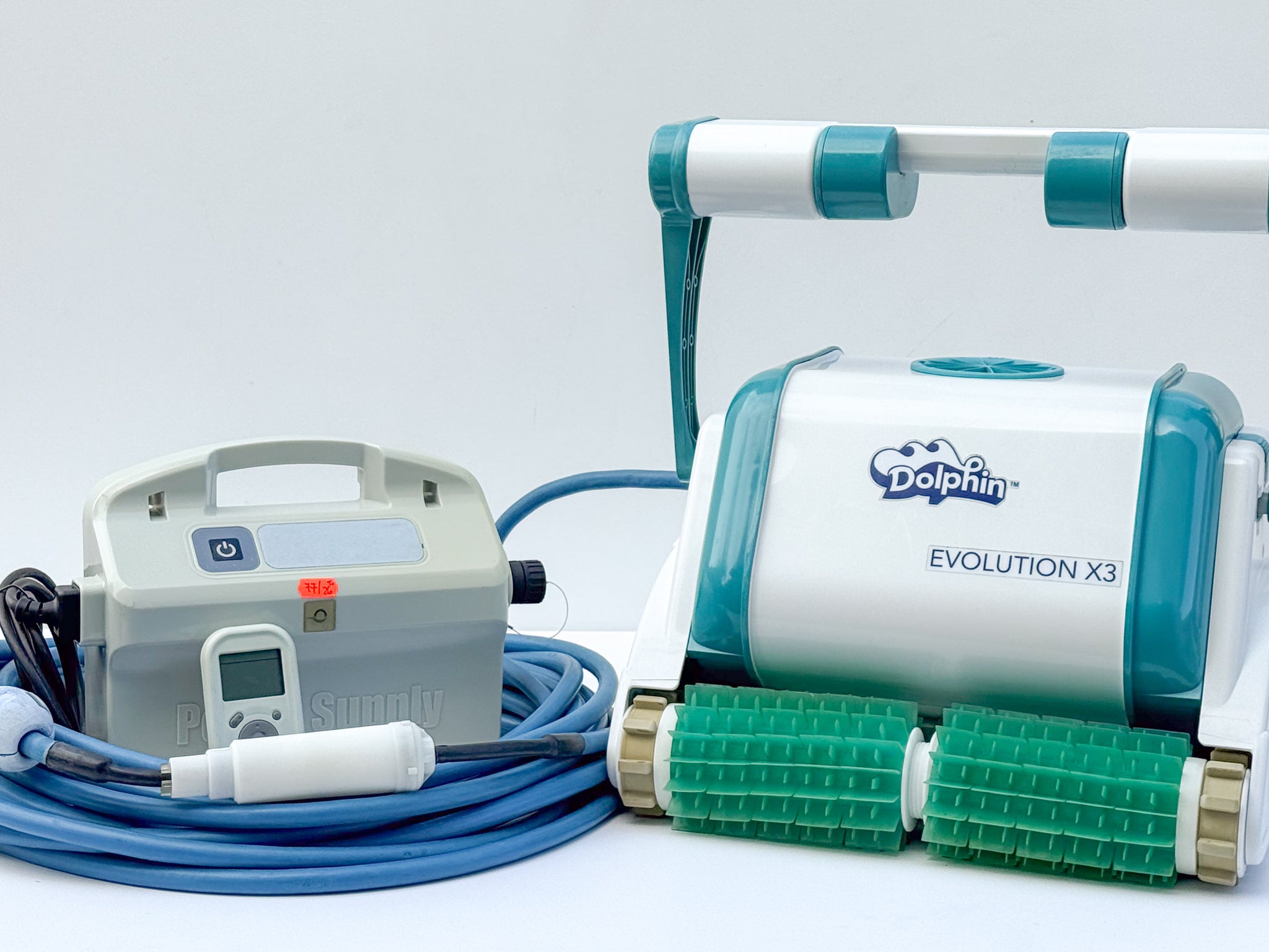Robot curățare piscină Dolphin Evolution X3