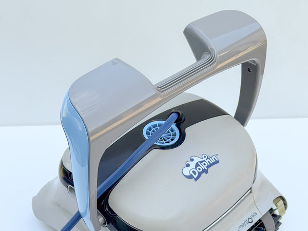 Robot curățare piscină Dolphin Maytronics Comfort Active