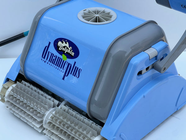 Robot de curățare pentru piscină Dolphin Dynamic Plus