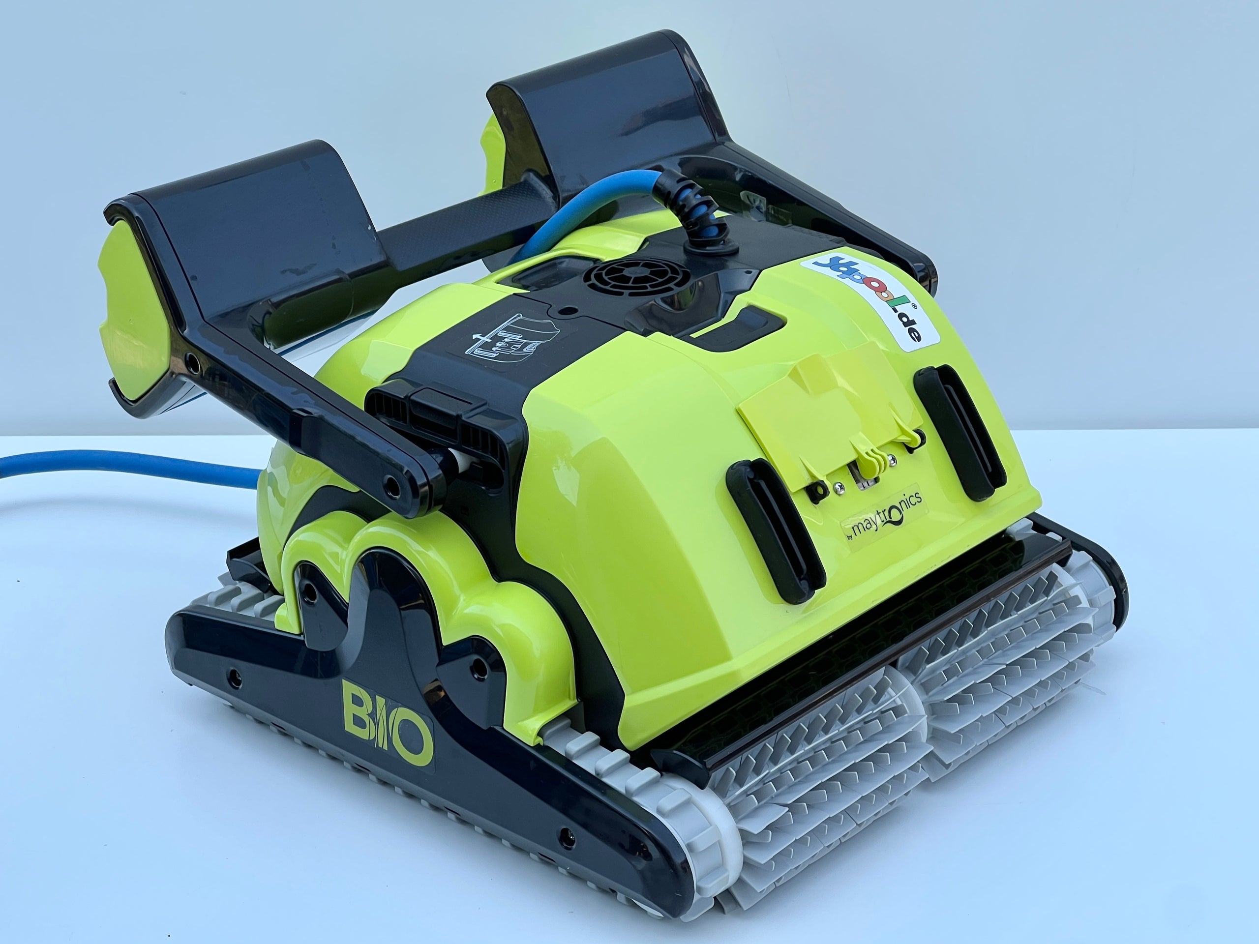 Robot de curățare pentru piscină Dolphin BIO Suction (Complet cu Accesorii BIO)