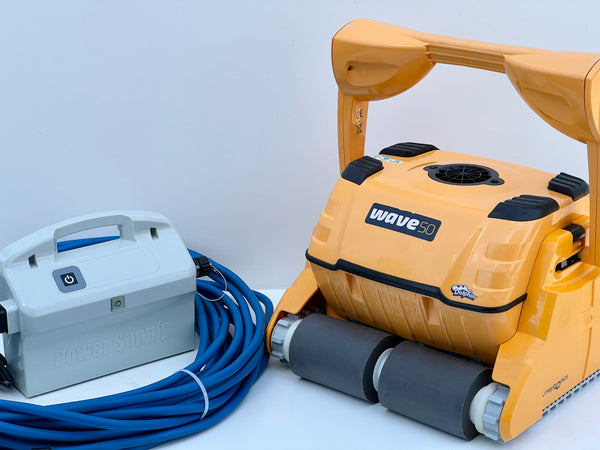 Robot de curățare pentru piscină Dolphin WAVE 50