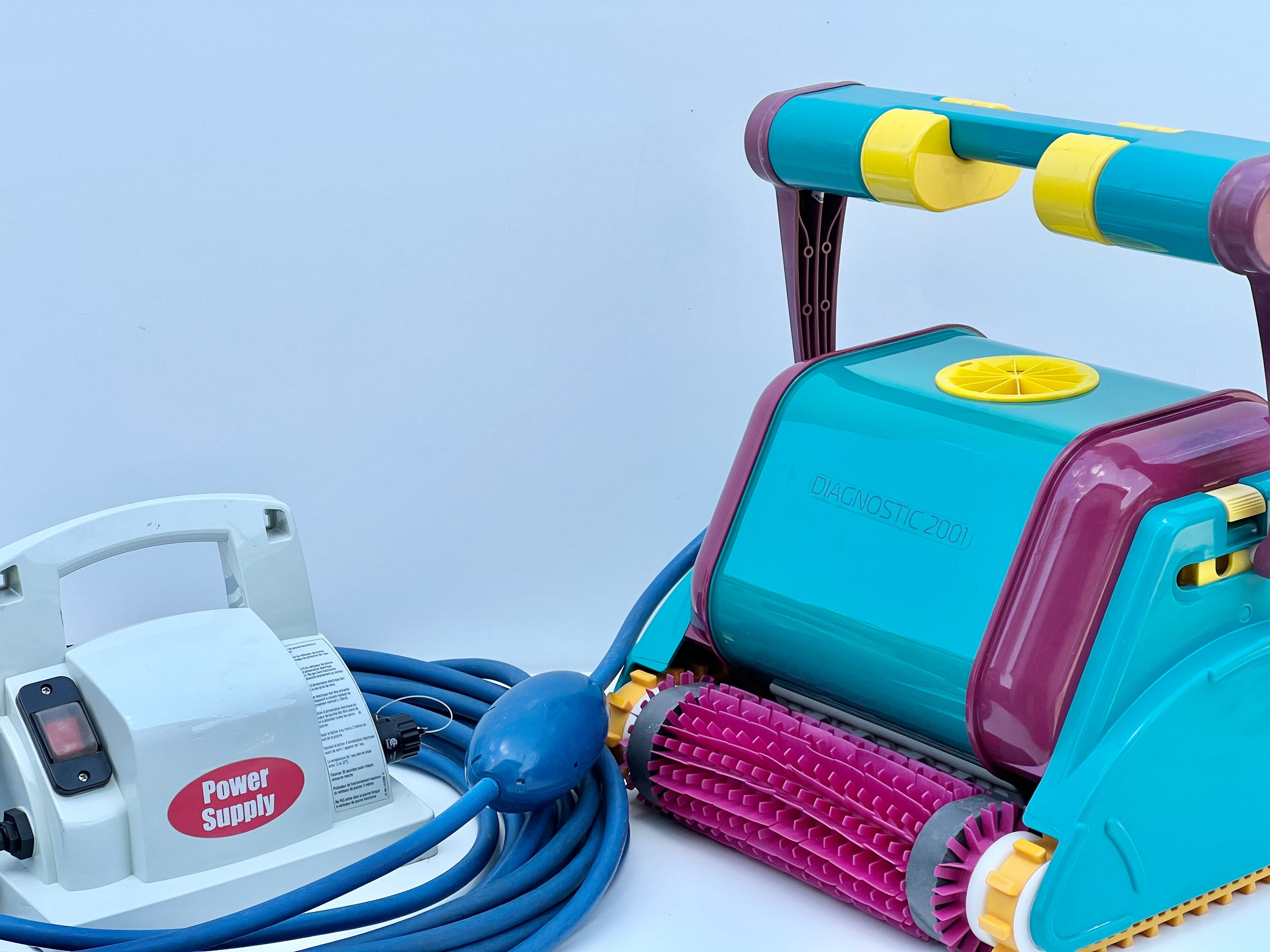 Robot de curățare pentru piscină Dolphin Diagnostic 2001