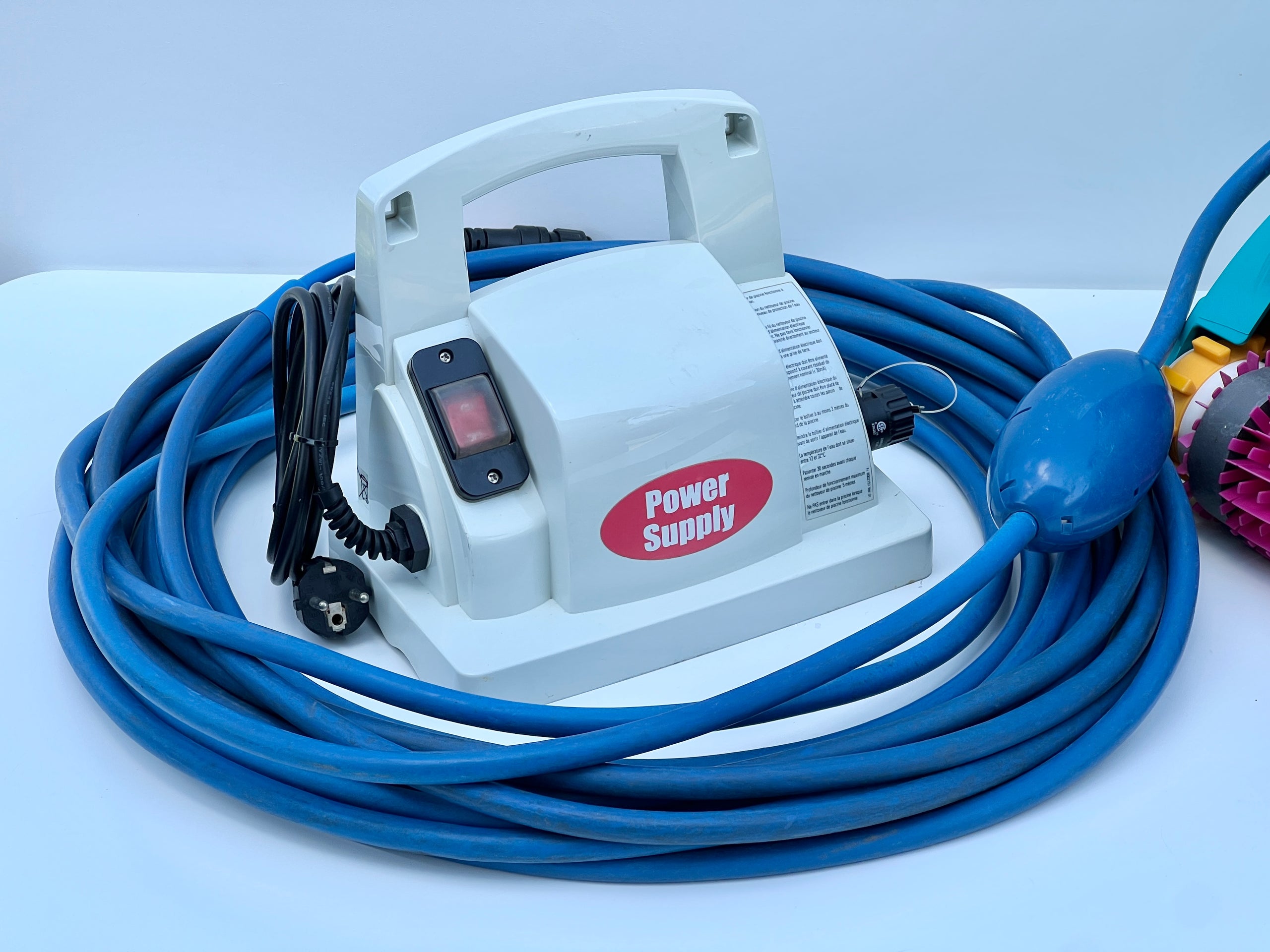Robot de curățare pentru piscină Dolphin Diagnostic 2001