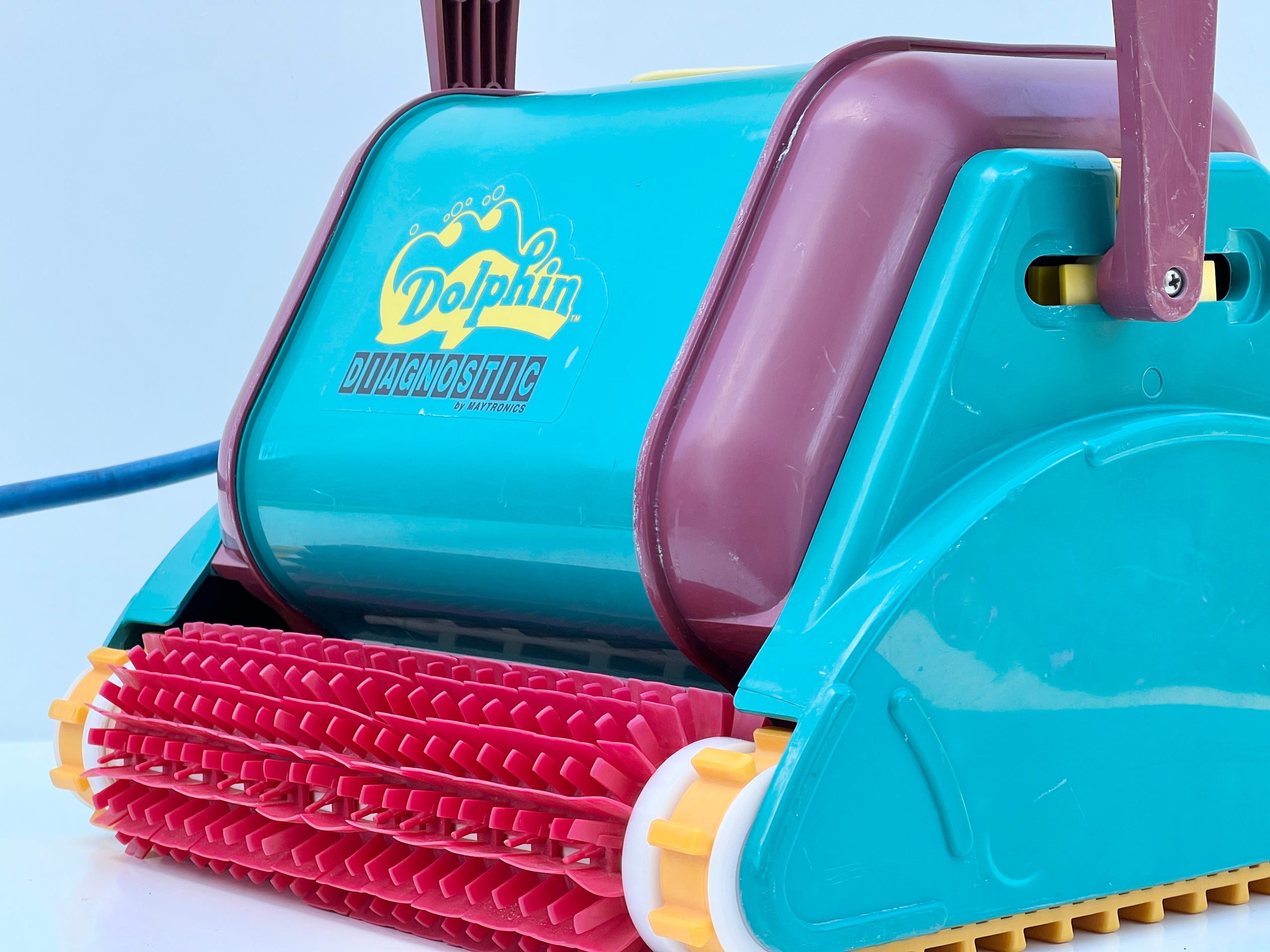 Robot de curățare pentru piscină Dolphin Diagnostic 2001