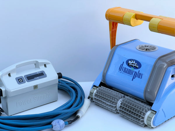 Robot de curățare pentru piscină Dolphin Dynamic Plus