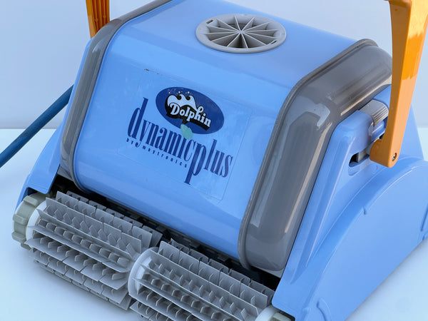 Robot de curățare pentru piscină Dolphin Dynamic Plus