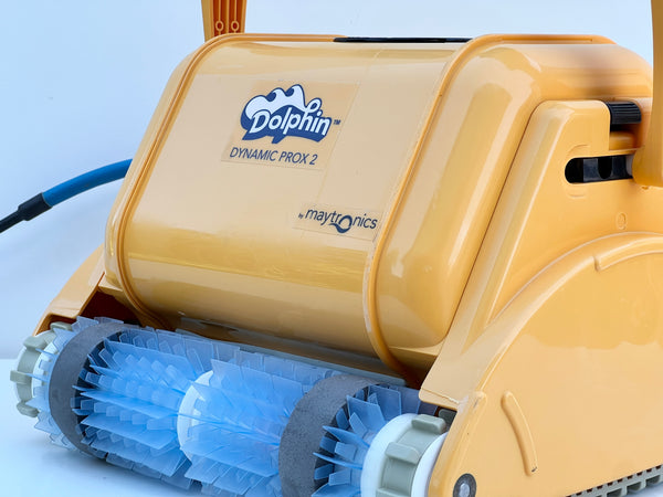 Robot de curățare pentru piscină Dolphin Dynamic Pro x2