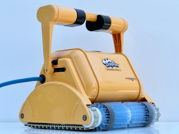 Robot de curățare pentru piscină Dolphin Dynamic Pro x2