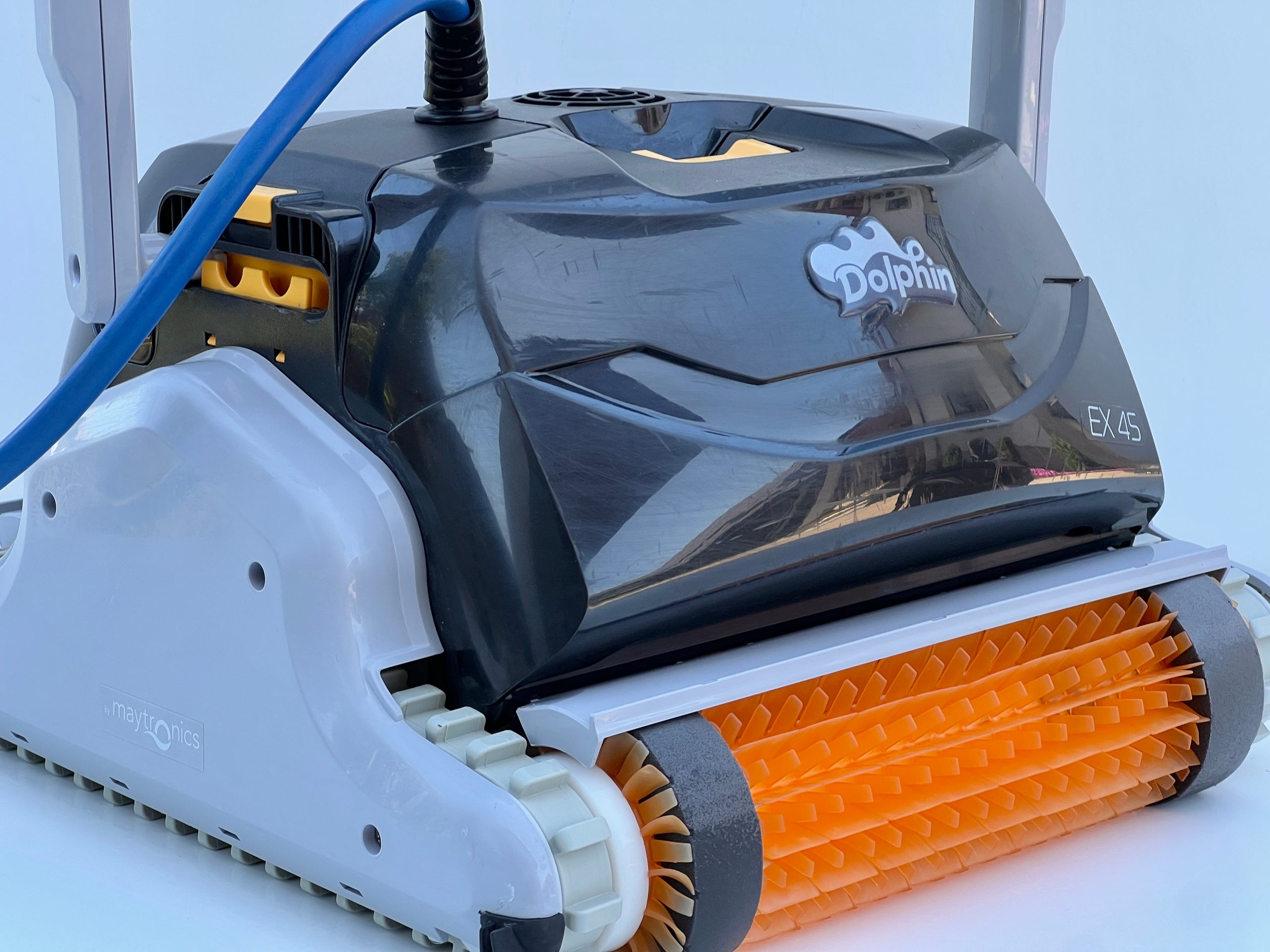 Robot de curățare pentru piscină Dolphin Maytronics EX45