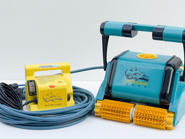 Robot curățare piscină Dolphin Dynamic 2002