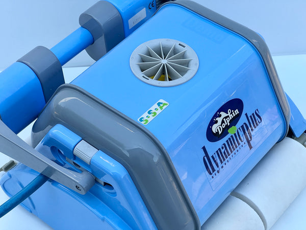 Robot de curățare pentru piscină Dolphin Dynamic Plus (PROX2 - Ciclu 6 Ore)