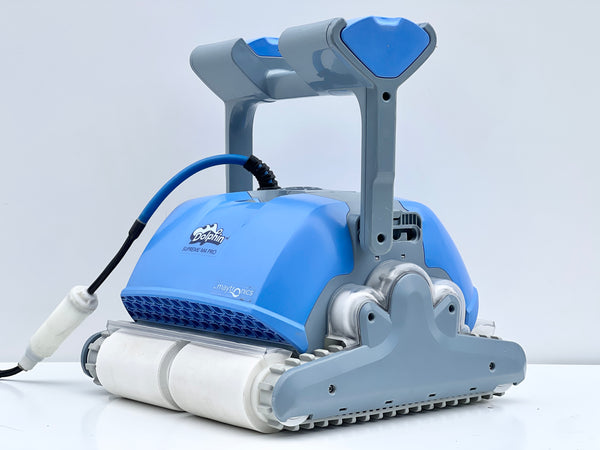 Robot de curățare pentru piscină Dolphin Supreme M4 PRO