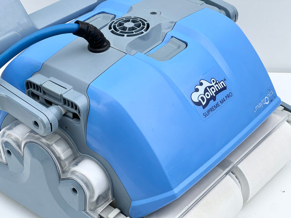 Robot de curățare pentru piscină Dolphin Supreme M4 PRO
