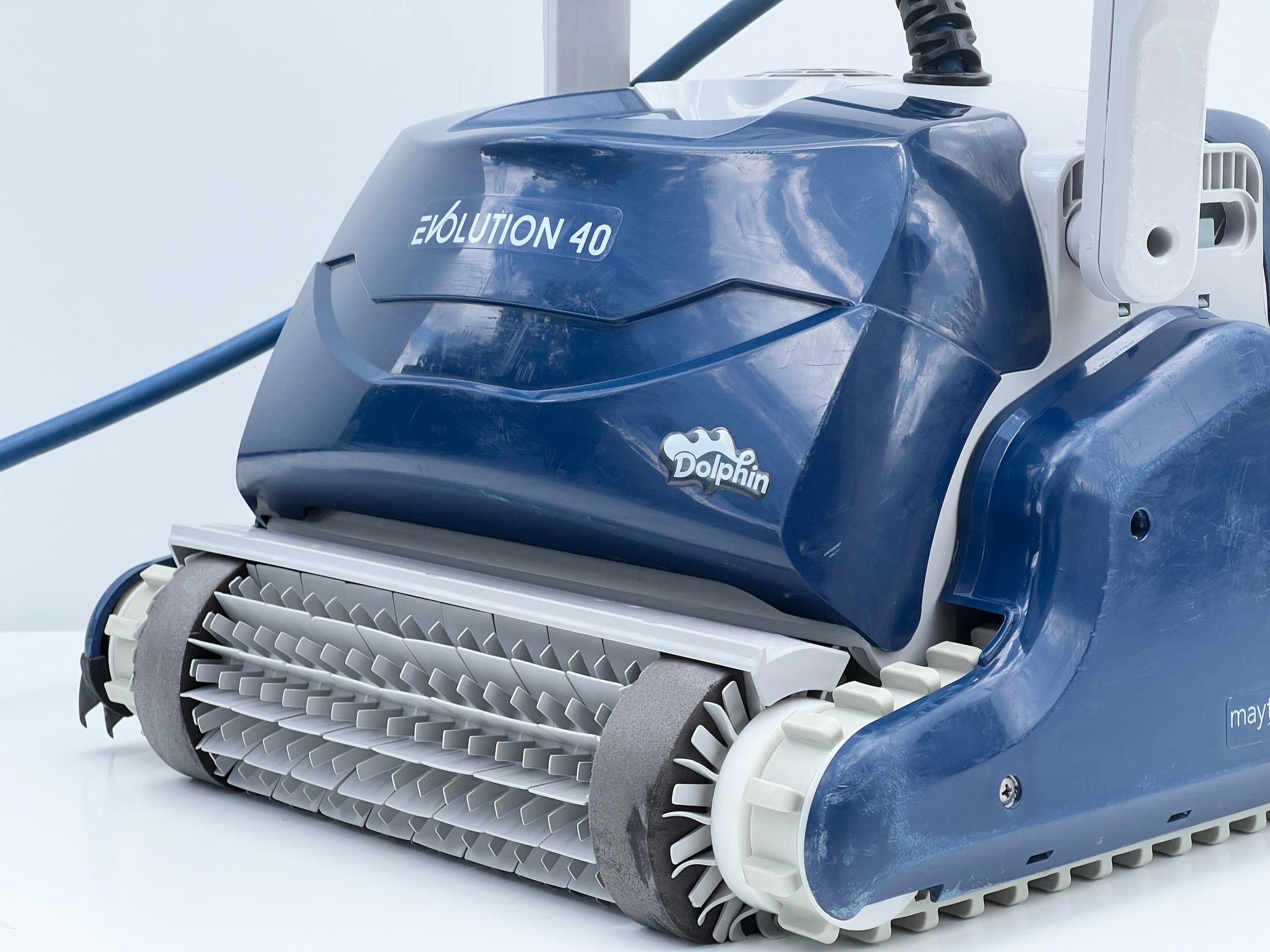 Robot de curățare pentru piscină Dolphin Evolution 40