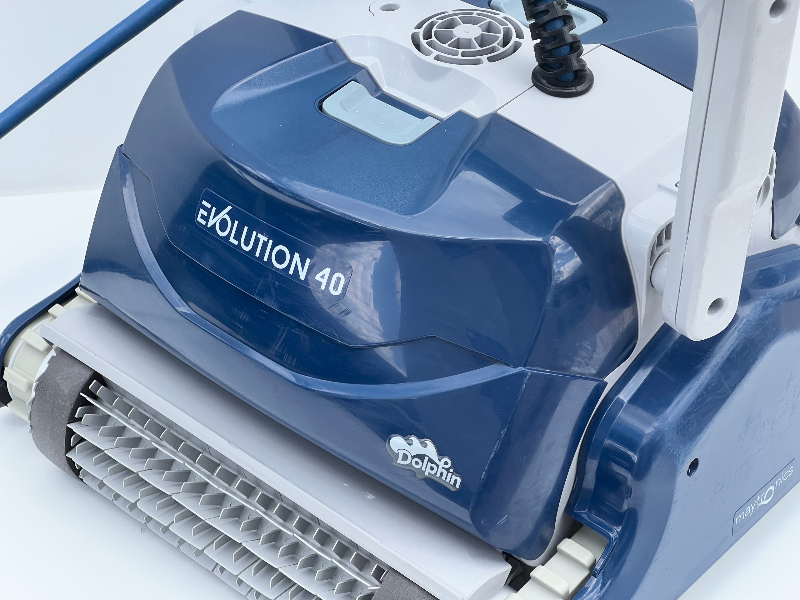 Robot de curățare pentru piscină Dolphin Evolution 40