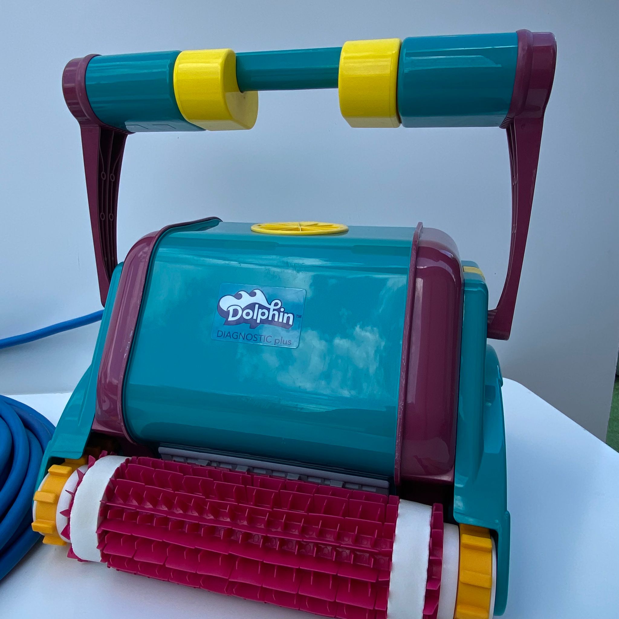 Robot de curățare pentru piscină Dolphin Diagnostic PLUS